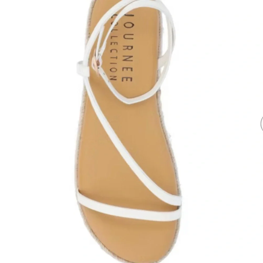 Women’s Strappy Ankle-Wrap Sandals in Cream - Picture 5 of 11